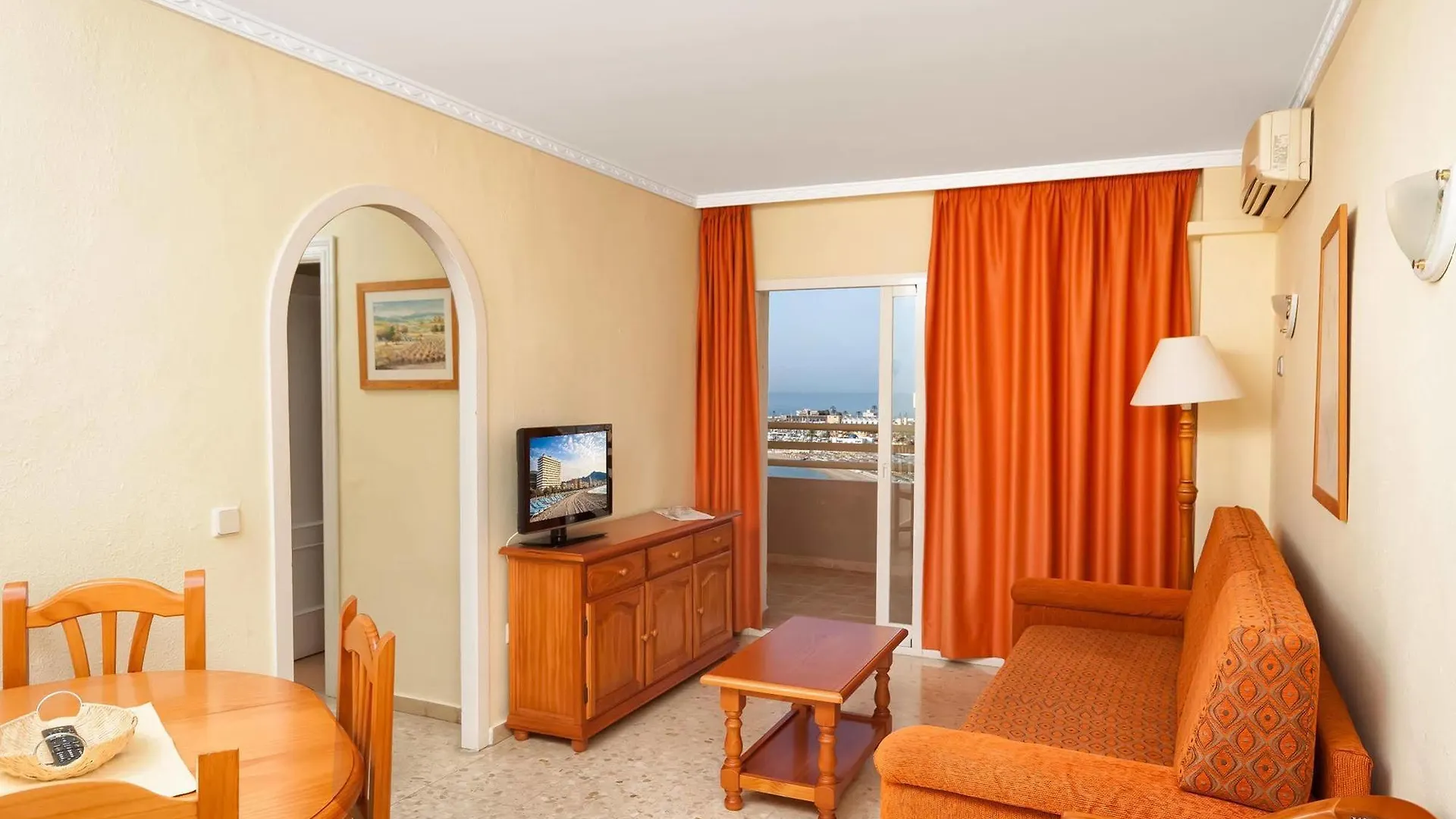 Apartamentos Stella Maris Fuengirola 3*,  Spain